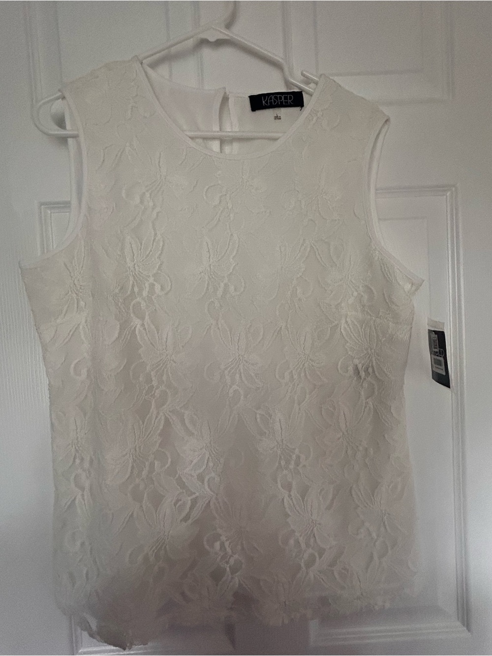 Kasper White Lace Sleeveless Blouse
